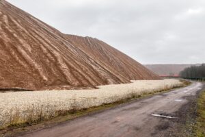 Kalimandscharo – Kalihalde des Werkes in Zielitz. Foto: J. Schreiner, Landesheimatbund Sachsen-Anhalt e.V.